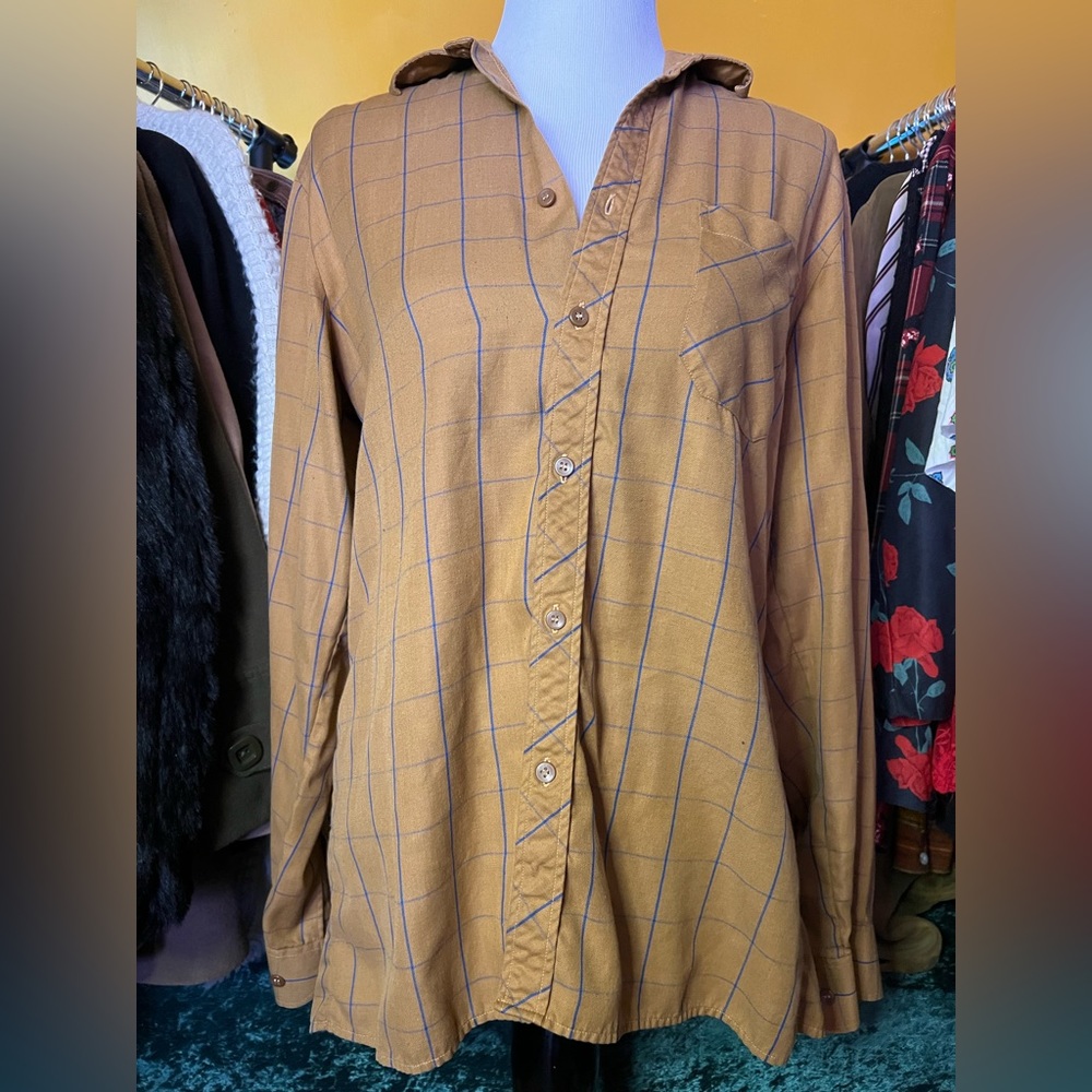 Vintage light brown cognac collared shirt with blue plaid